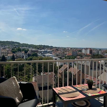 Appartement Proche De La Defense Puteaux Kültér fotó